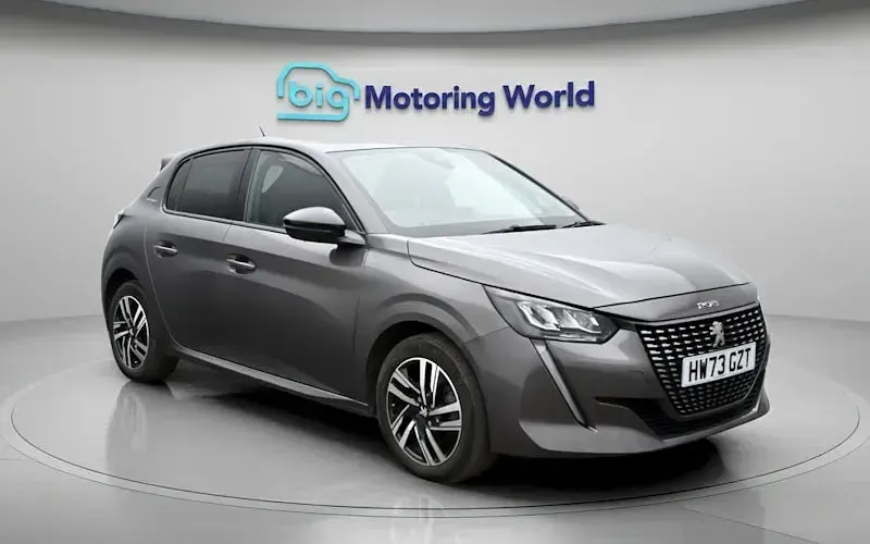 Used Peugeot 208 Allure+ 102 HP (75 kW) 2023 Grey Hatchback