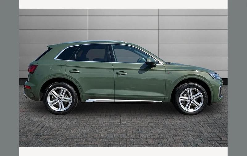 Used Audi Q5 S-Line 204 HP (150 kW) 2024 Green SUV