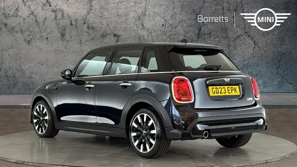 Used Mini Cooper Exclusive 134 HP (98 kW) 2023 Black Hatchback