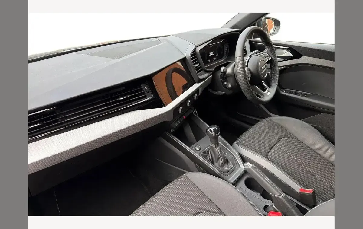 Used Audi A1 S-Line 113 HP (83 kW) 2025 Black SUV
