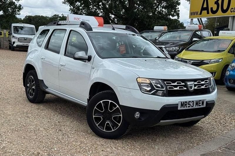 White Used 2017 Dacia Duster Prestige SUV | £13,998 (Expensive) - Image 1/1