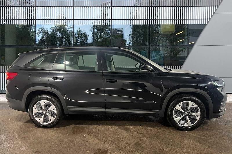 Used Skoda Kodiaq SE 110 HP (80 kW) 2025 Black magic pearl effect SUV