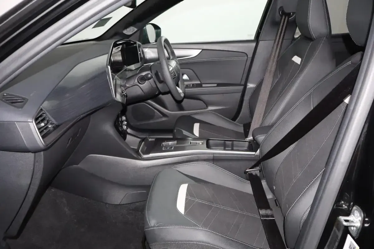 Used Vauxhall Mokka Ultimate 128 HP (94 kW) 2025 SUV