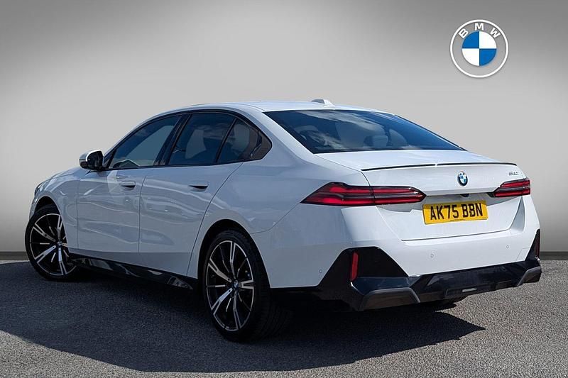 Used BMW 520 M Sport 205 HP (150 kW) 2025 White