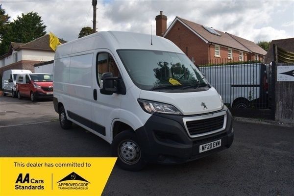 White Used 2020 Peugeot Boxer Van | £10,990 (Good price) - Image 1/1
