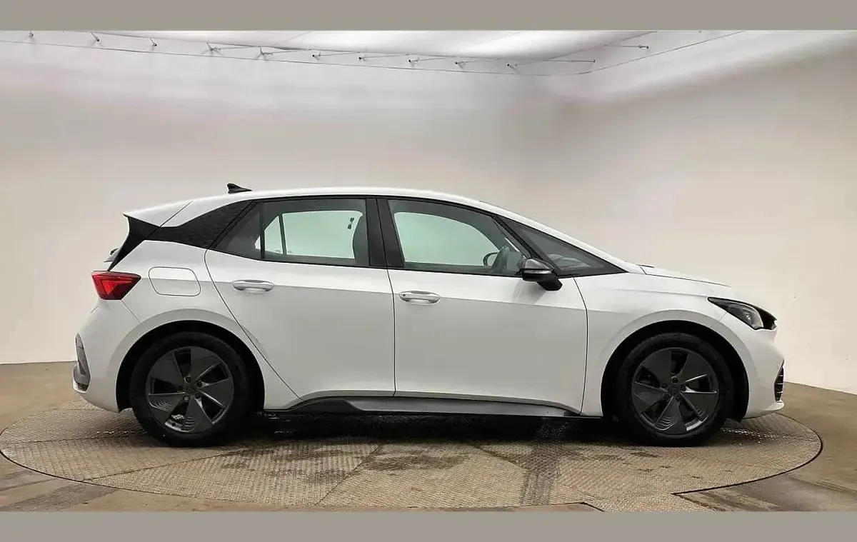 Used Cupra Born 150 kW (204 HP) 2023 White Hatchback