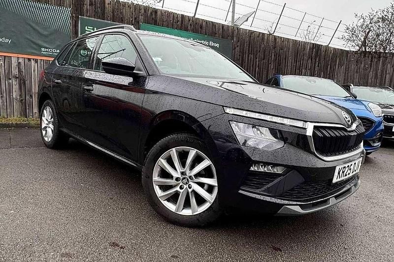 Used Skoda Kamiq SE 70 HP (51 kW) 2025 Black magic pearl effect SUV