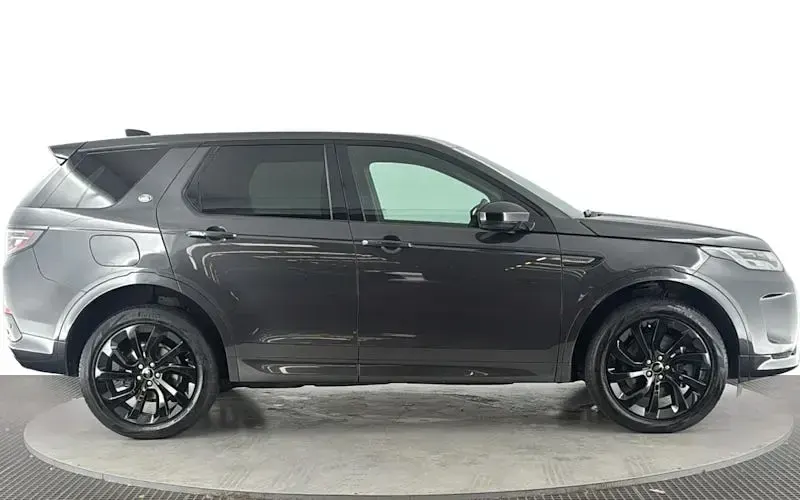 Used Land Rover Discovery 5 SE Dynamic 204 HP (150 kW) 2023 SUV