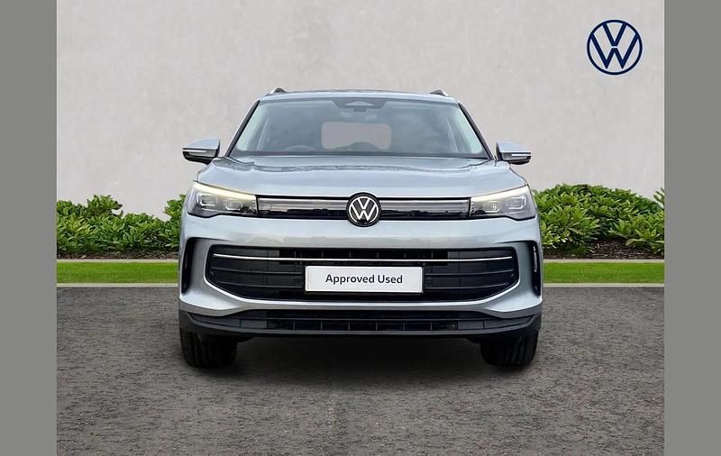 New VW Tiguan Match 128 HP (94 kW) 2025 Silver SUV