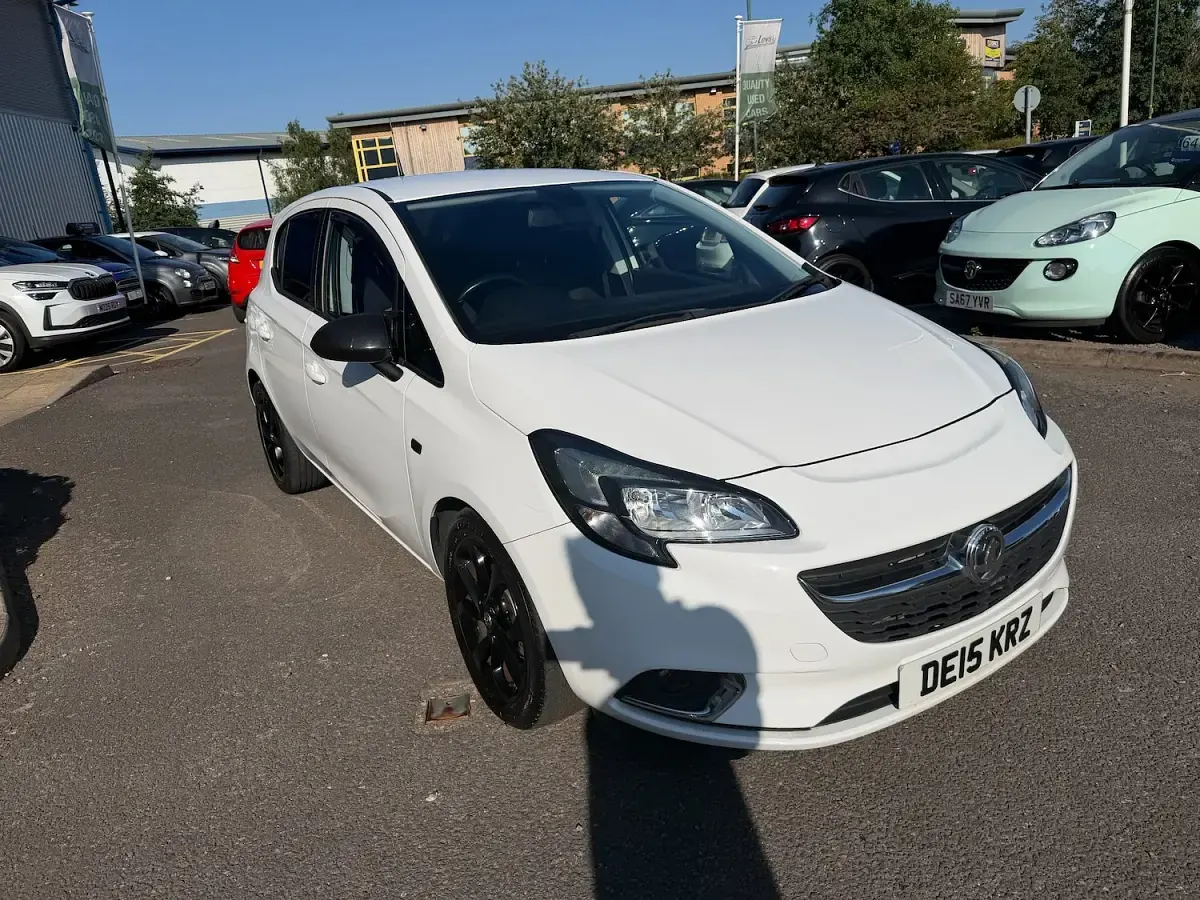 Used Vauxhall Corsa SRi 2015 White Hatchback