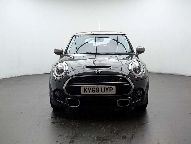 Used Mini Cooper S Exclusive 192 HP (141 kW) 2019 Grey Hatchback