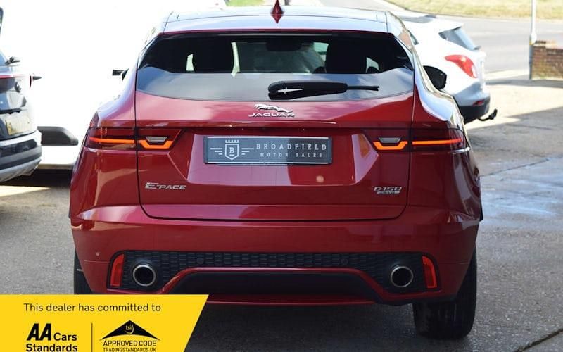 Usado Jaguar E-Pace R-Dynamic 150 HP (110 kW) 2020 SUV