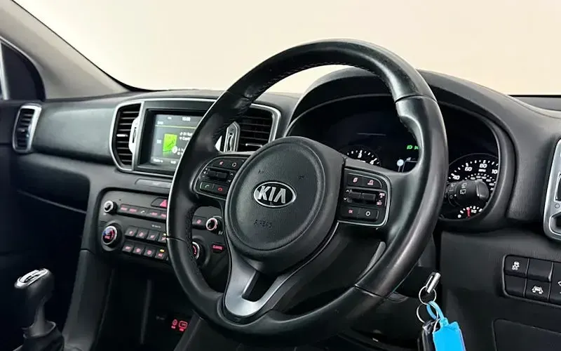 Used Kia Sportage 116 HP (85 kW) 2017 Blue SUV
