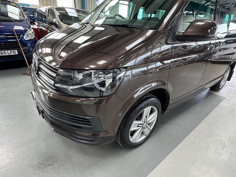 Begagnad VW Transporter Startline 2019 Brun Van