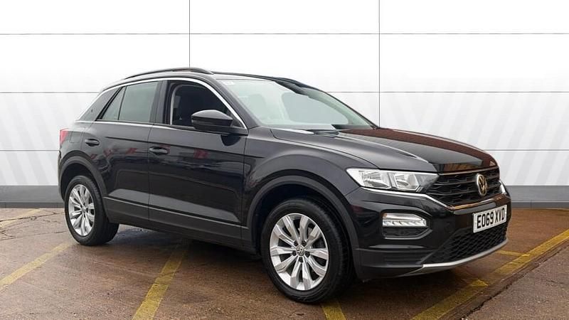 Black Used 2019 VW T-Roc SE SUV | £16,564 (Fair price) - Image 1/3