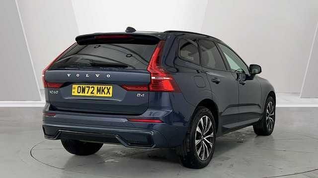 Used Volvo XC60 Plus 194 HP (142 kW) 2023 Blue SUV
