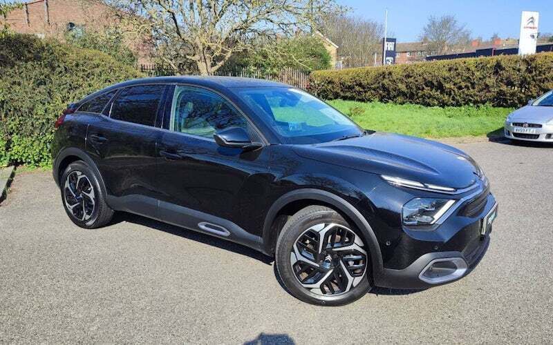 Black Used 2024 Citroën C4 PureTech Hatchback | £18,000 (A bit pricey) - Image 1/4