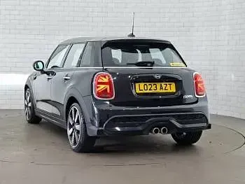 Used Mini Cooper S Exclusive 178 HP (130 kW) 2023 Black Hatchback