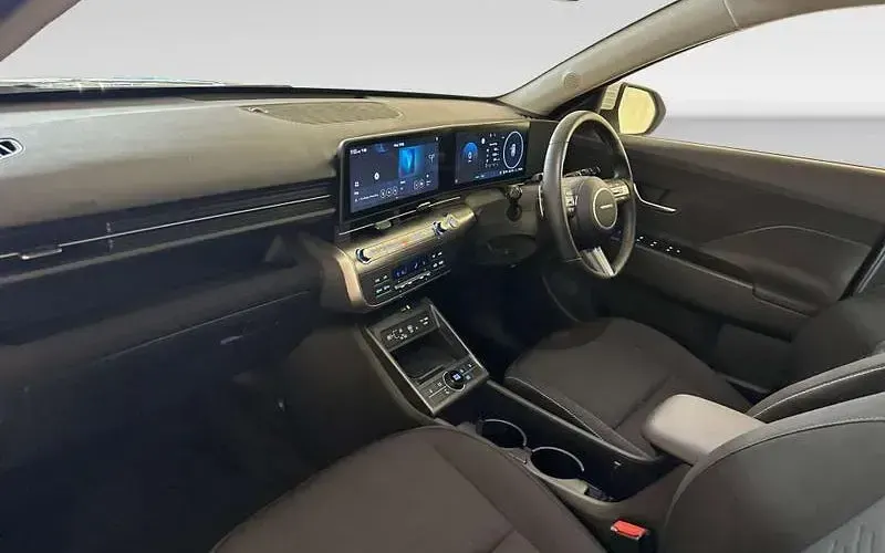 Used Hyundai Kona Advanced 160 kW (218 HP) 2025 White SUV