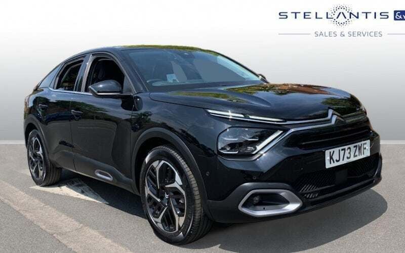 Used 2024 Citroën C4 PureTech Hatchback | £16,827 (Fair price) - Image 1/4