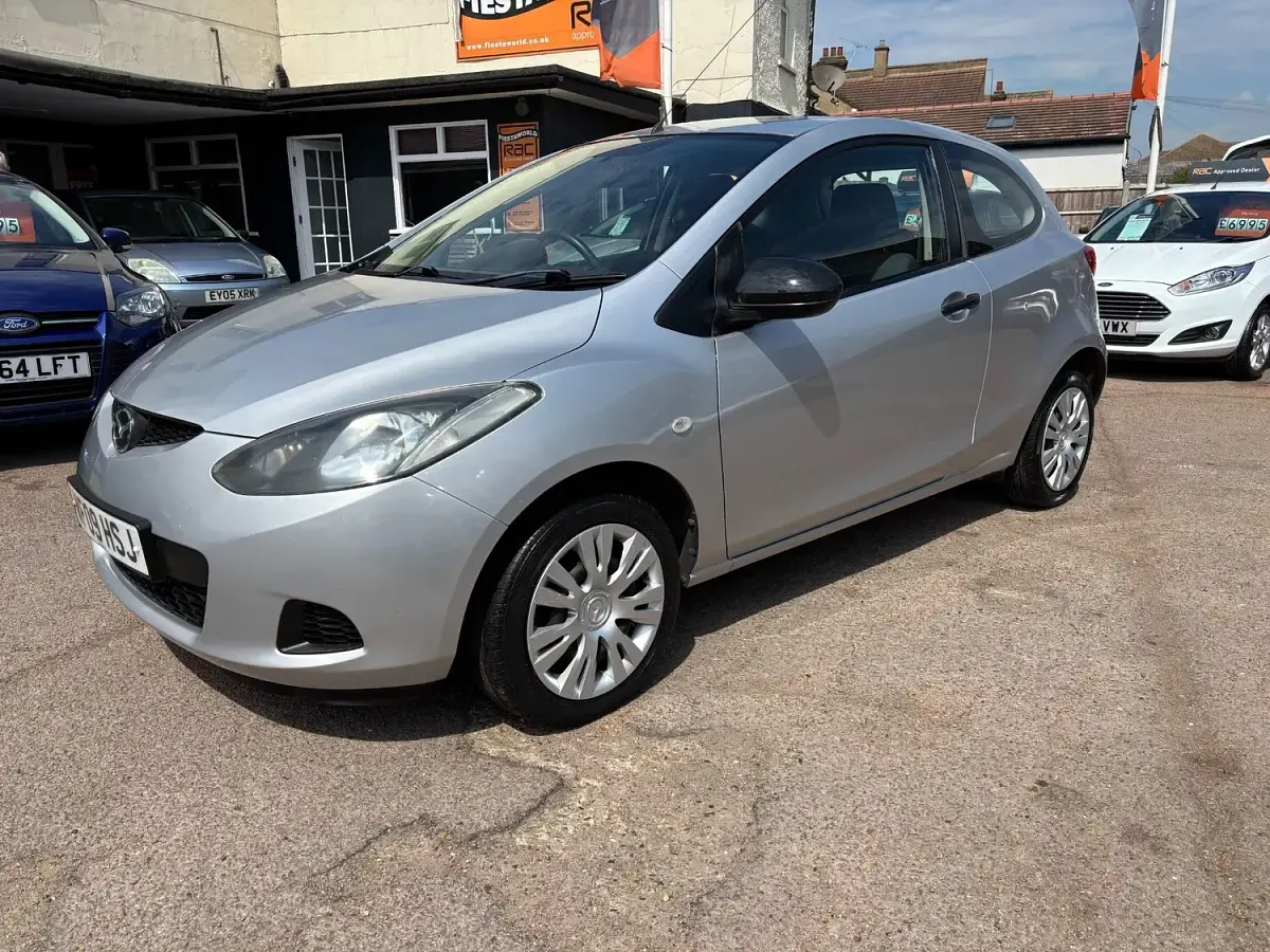 Used Mazda 2 2009 Silver Hatchback