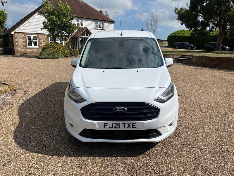 Used Ford Transit Connect Limited 120 HP (88 kW) 2021 White MPV