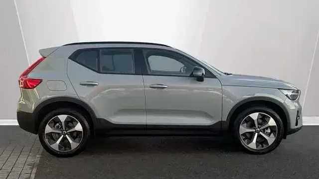 Usado Volvo XC40 Plus 194 CV (142 kW) 2026 SUV