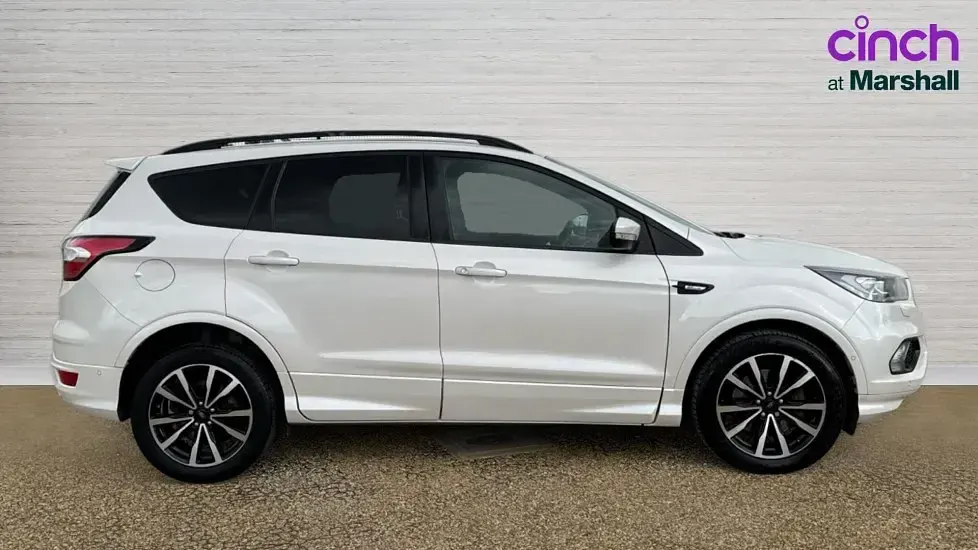 Used Ford Kuga ST-Line 180 HP (132 kW) 2019 White SUV