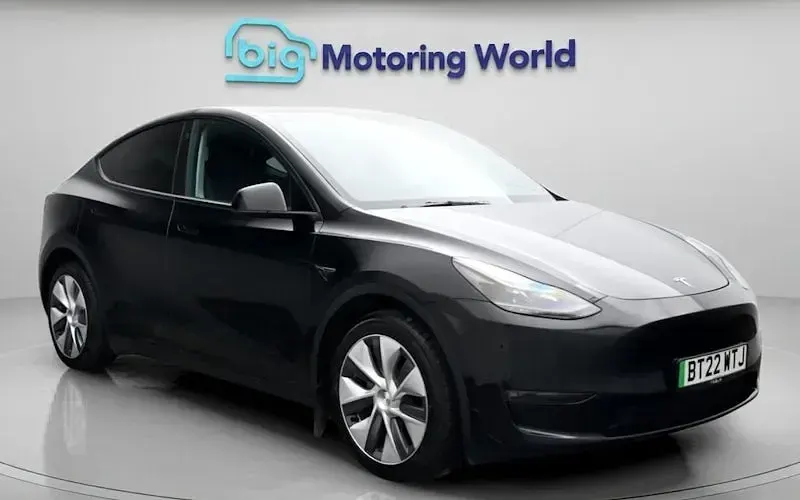 Used Tesla Model Y Long Range AWD 286 kW (389 HP) 2025 SUV