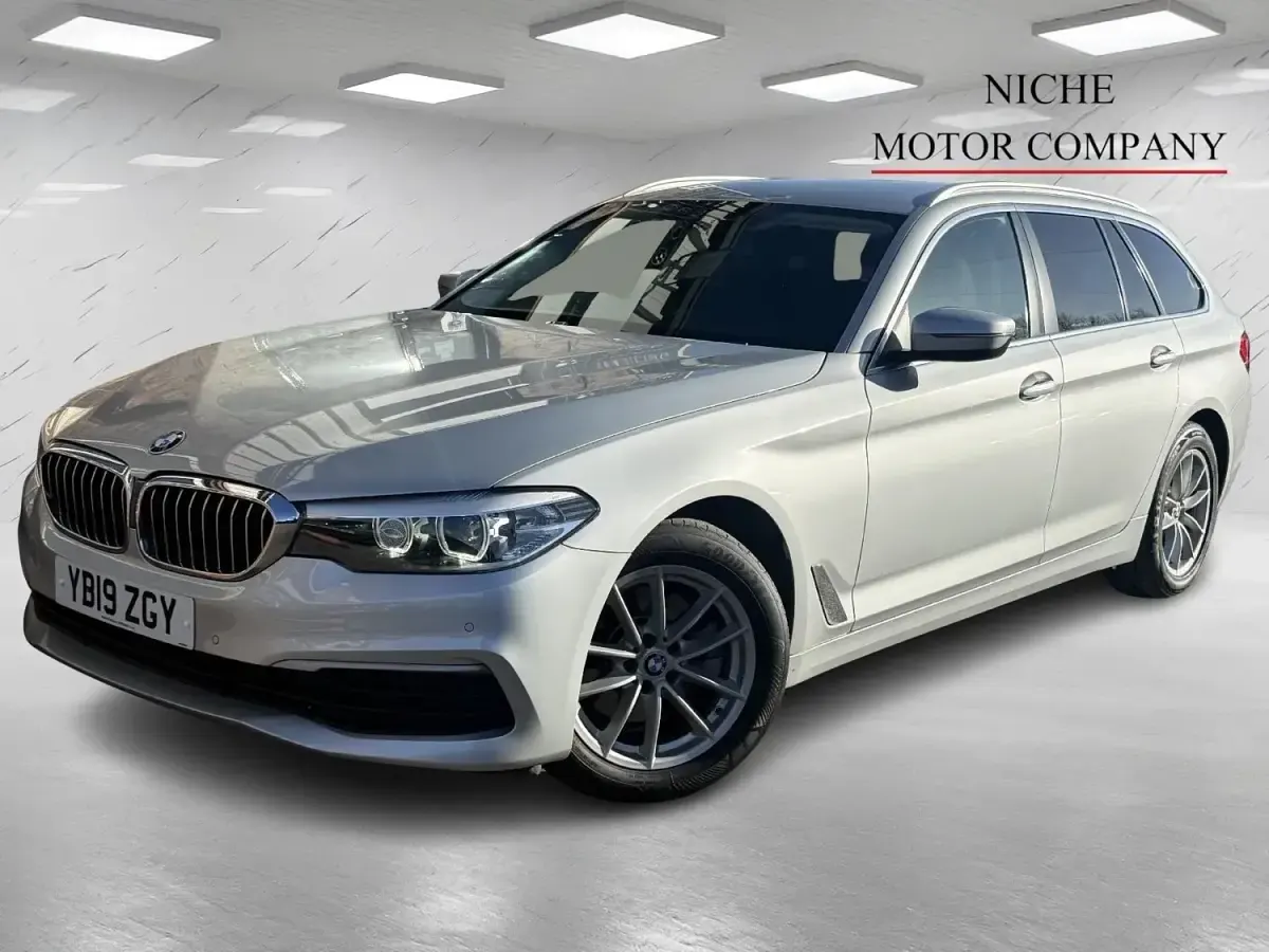 Gebraucht BMW 520 Impressive 2019 Silber Kombi