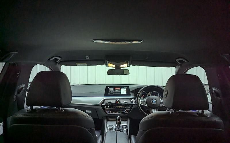 Used BMW 520 M Sport 190 HP (139 kW) 2018 Black Estate