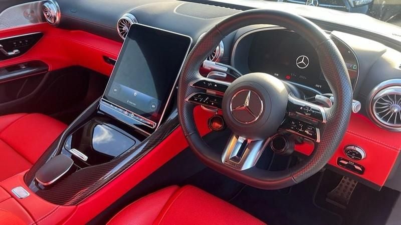 Used Mercedes SL55 AMG Premium Plus 476 HP (350 kW) 2024 White Cabriolet