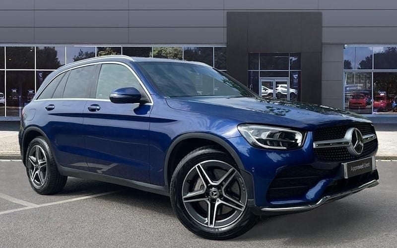 Used 2022 Mercedes GLC220 AMG line Estate | £22,862 (Good price) - Image 1/4