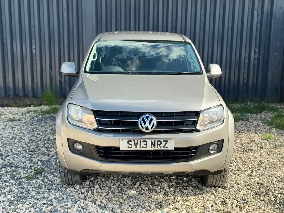 Used VW Amarok Trendline 180 HP (132 kW) 2013 Beige Pickup