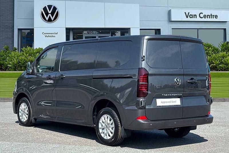 Used VW Transporter Pro 150 HP (110 kW) 2025 Grey Van