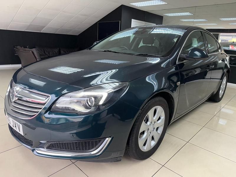 Used Vauxhall Insignia 2015 Green Hatchback