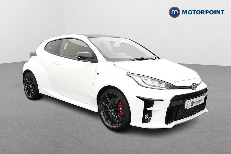 White Used 2021 Toyota Yaris Hatchback | £28,899 (Fair price) - Image 1/4