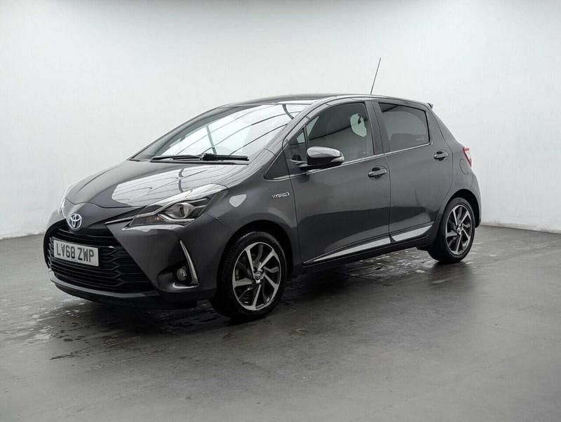 Used Toyota Yaris Hybrid 2018 Grey Hatchback