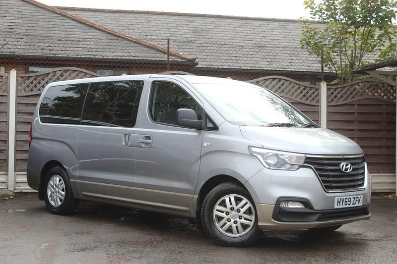 Silver Used 2019 Hyundai I800 SE MPV | £17,390 (Good price) - Image 1/4