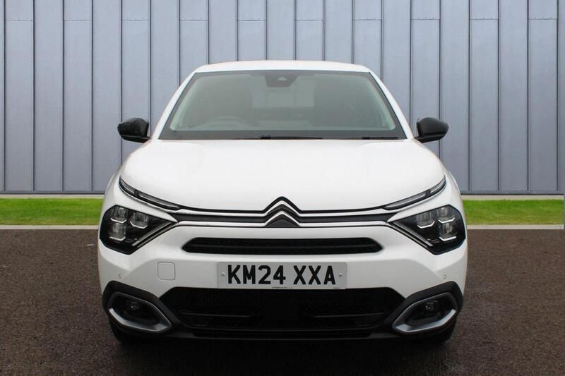 White Used 2024 Citroën C4 PureTech SUV | £17,989 (Good price) - Image 1/4