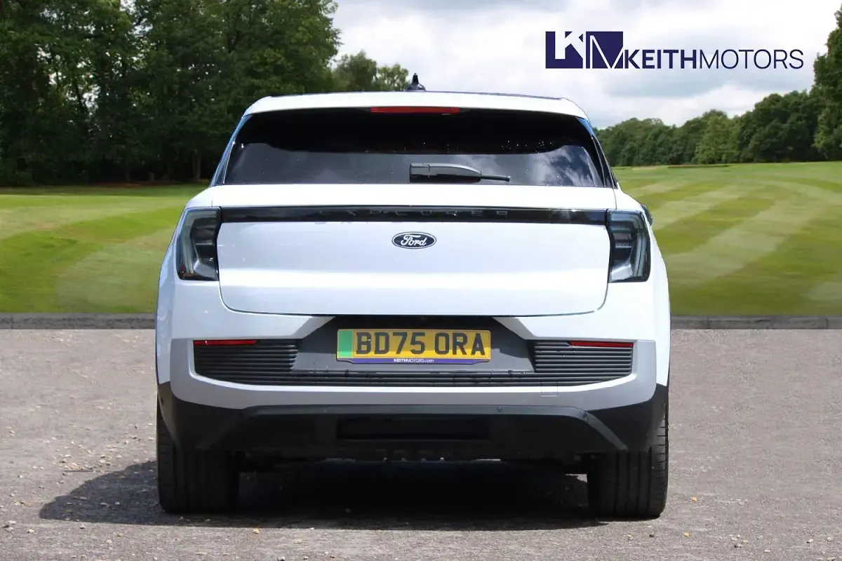 Used Ford Explorer Premium 210 kW (286 HP) 2025 White SUV