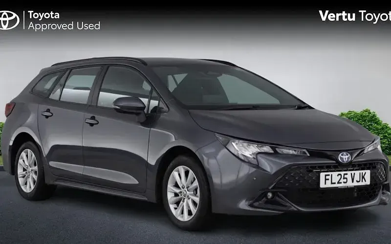 Usado Toyota Corolla 140 HP (102 kW) 2026 Carrinha