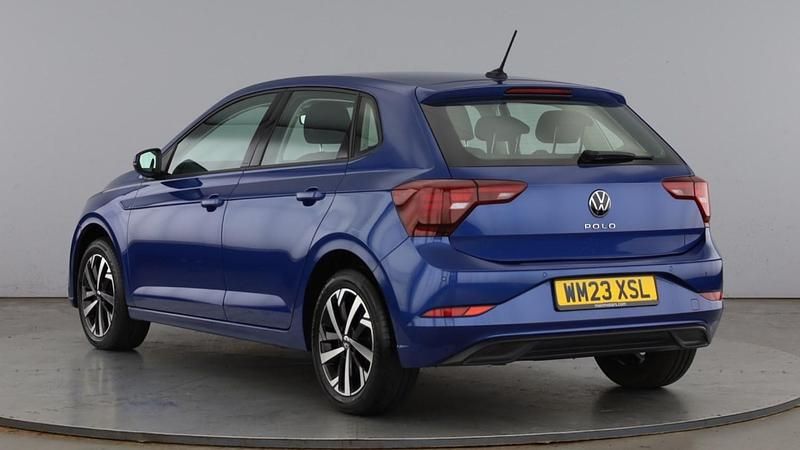 Used VW Polo Life 95 HP (69 kW) 2023 Blue Hatchback