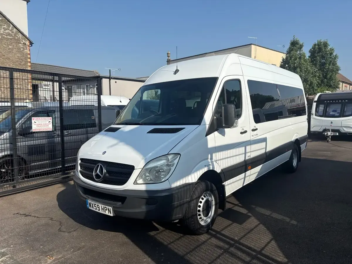 Used Mercedes Sprinter 163 HP (119 kW) 2009 White