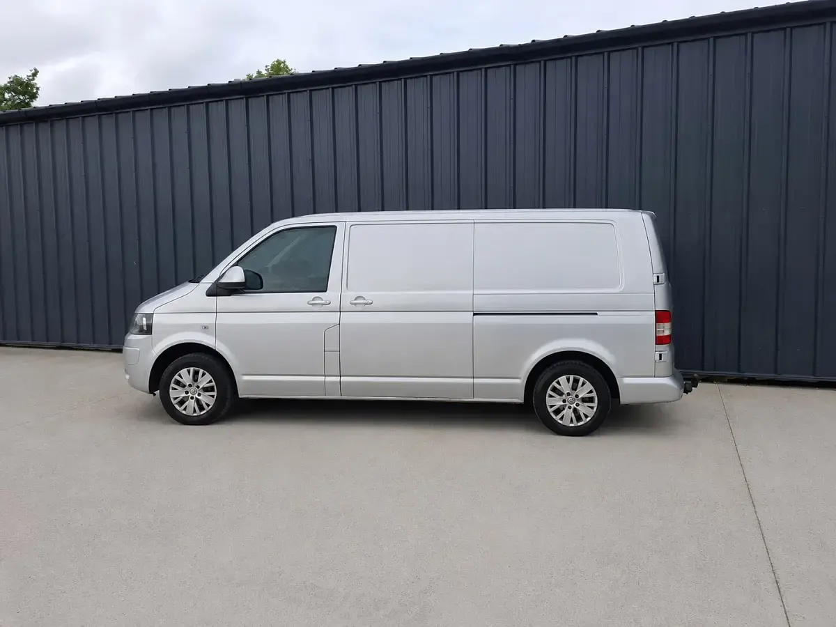 Used VW T5 Highline 140 HP (102 kW) 2013 Silver Van