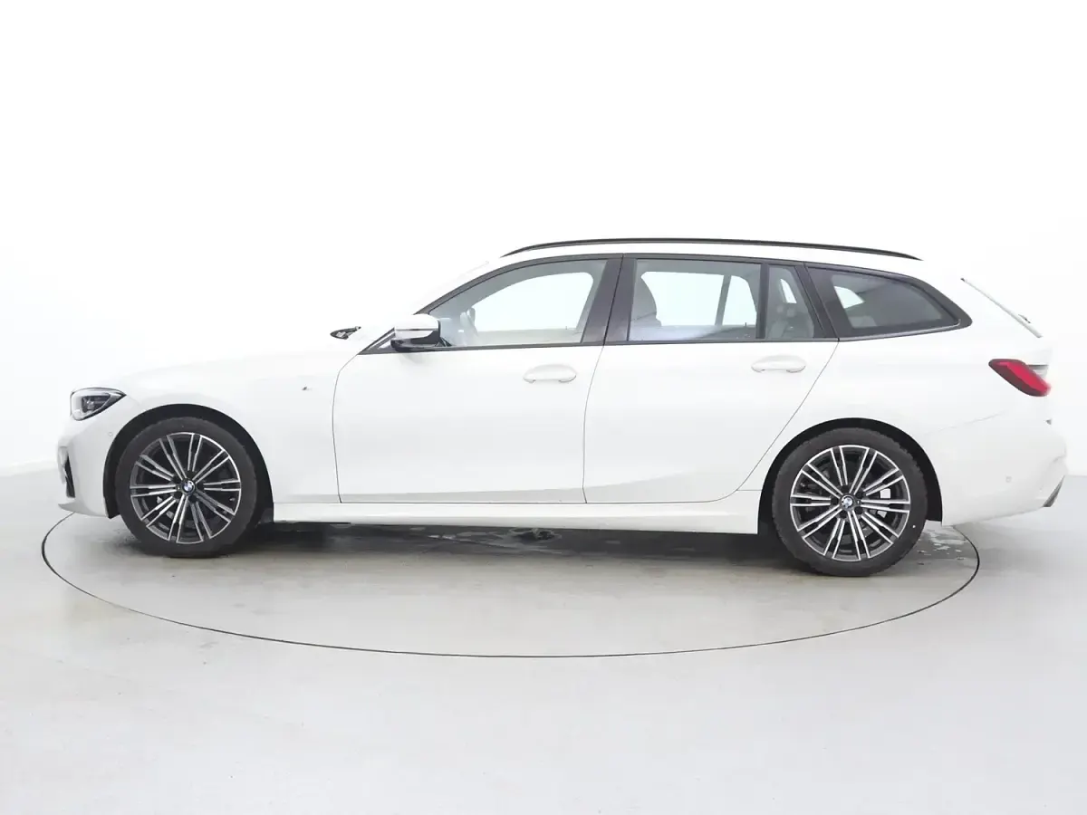 Used BMW 320 M Sport 184 HP (135 kW) 2021 White Estate
