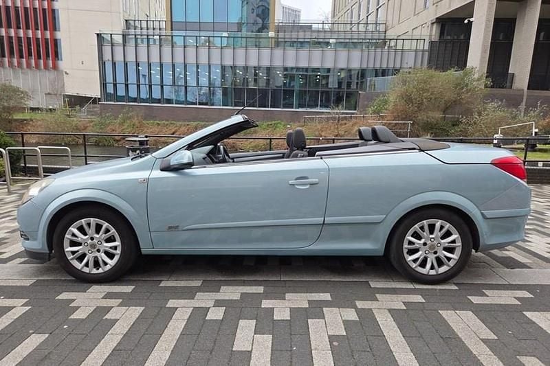 Used Vauxhall Astra Sport 115 HP (84 kW) 2009