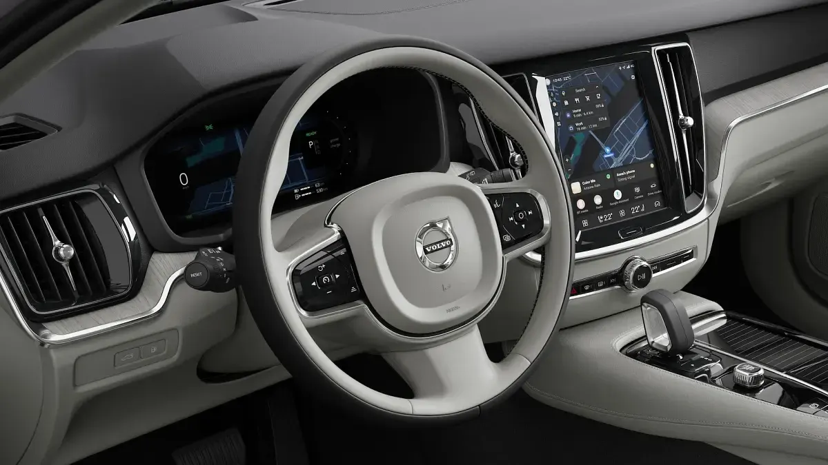 New Volvo V60 Plus 2026 Vapour grey Estate