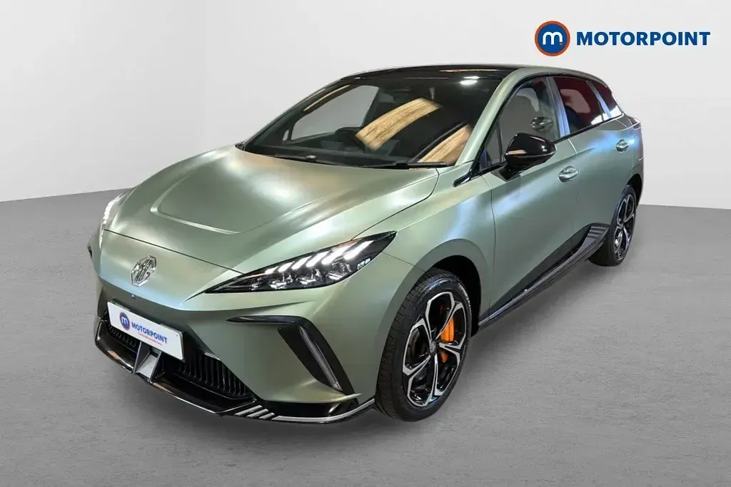 Begagnad MG MG4 EV 319 kW (435 HK) 2024 Grön Halvkombi