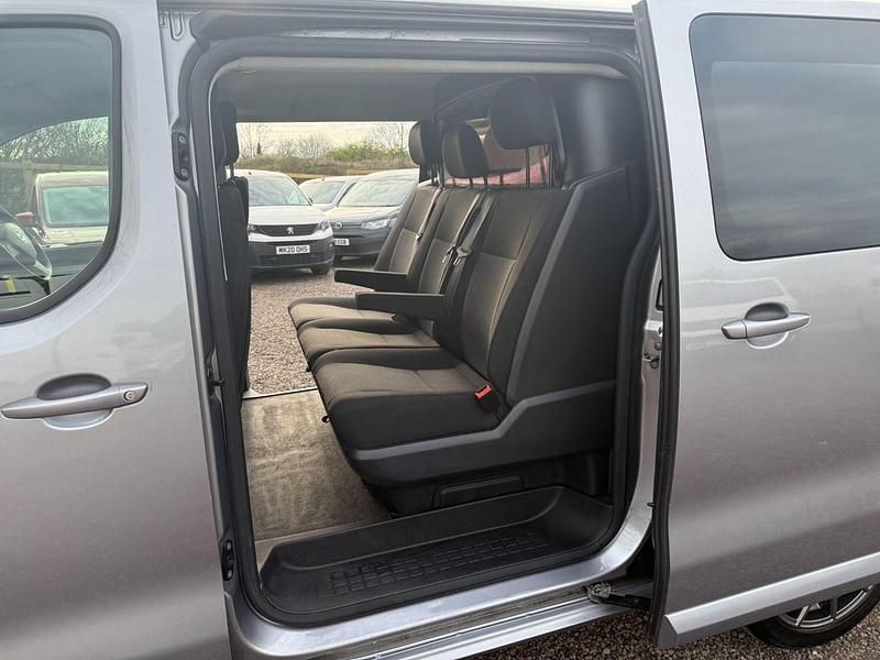 Used Vauxhall Vivaro Sportive 150 HP (110 kW) 2020 Grey MPV